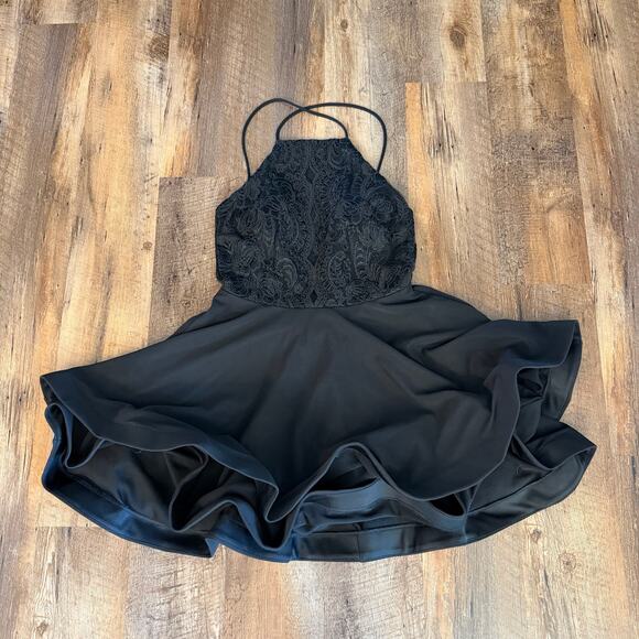 TRAC Black Lace Skater Party Dress Medium Criss Cross Back - Picture 4 of 16